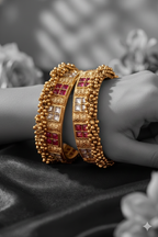 Heritage Kundan Kada Bangles. Available sizes: 2.4, 2.6 & 2.8 ✨