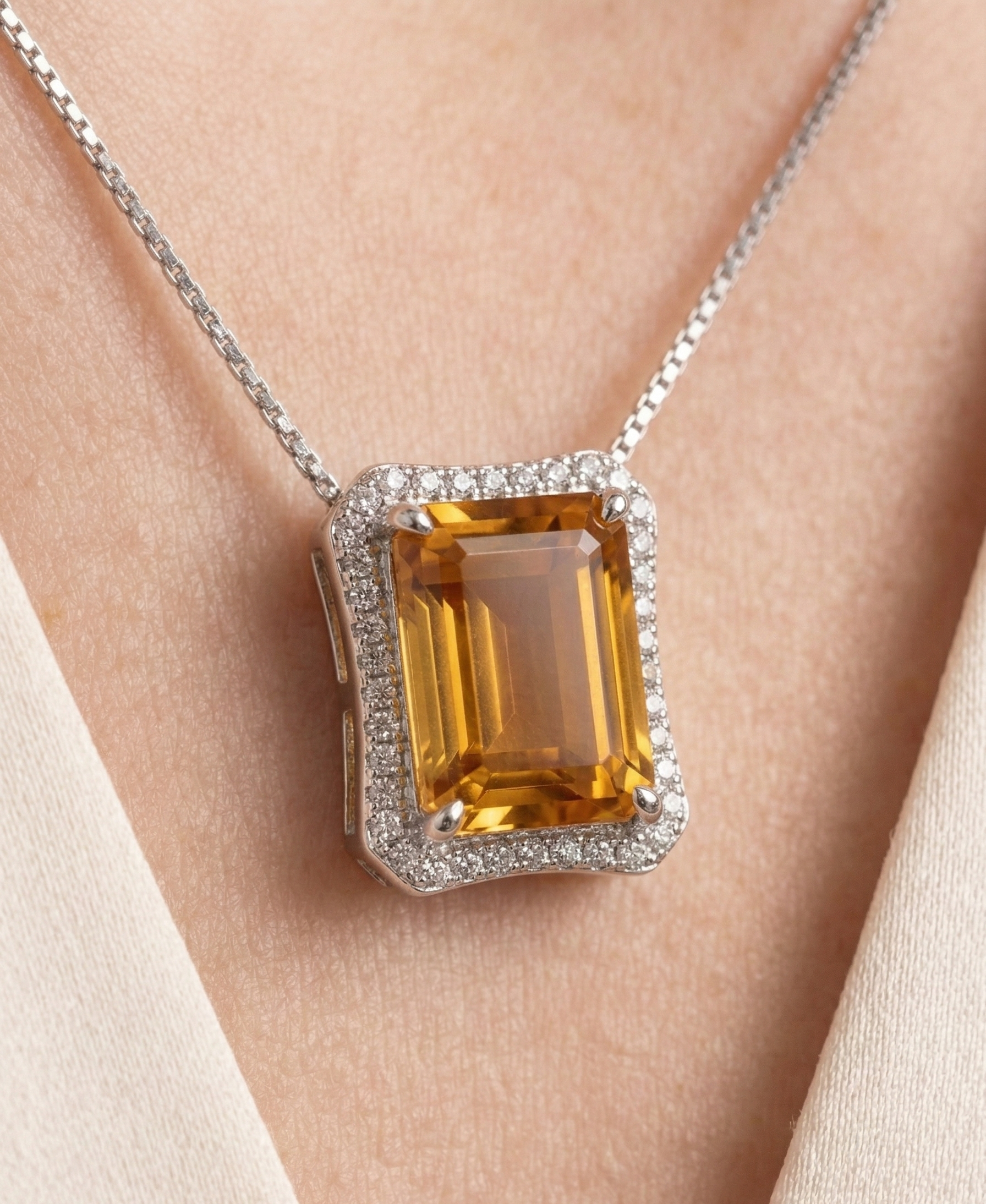 Austin Crystal Imported Necklace Set – Elegant Amber Crystal Jewelry