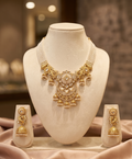 Royal Matt Finish Kundan Necklace Set ✨