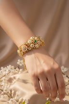 Floral Heirloom Kundan Bracelet