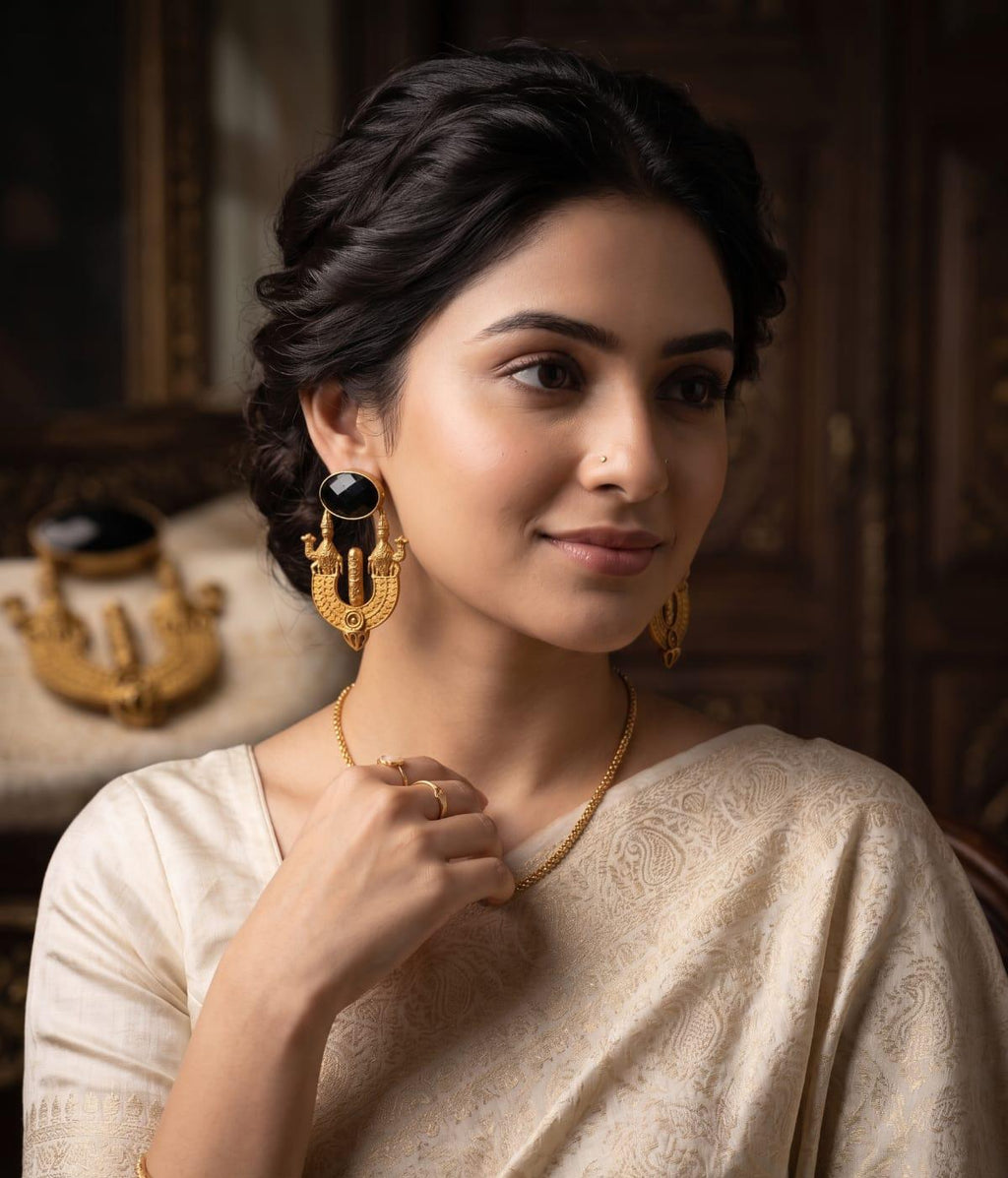 Silver Replica Amrapali Style Earrings with Black Mona Lisa Stone