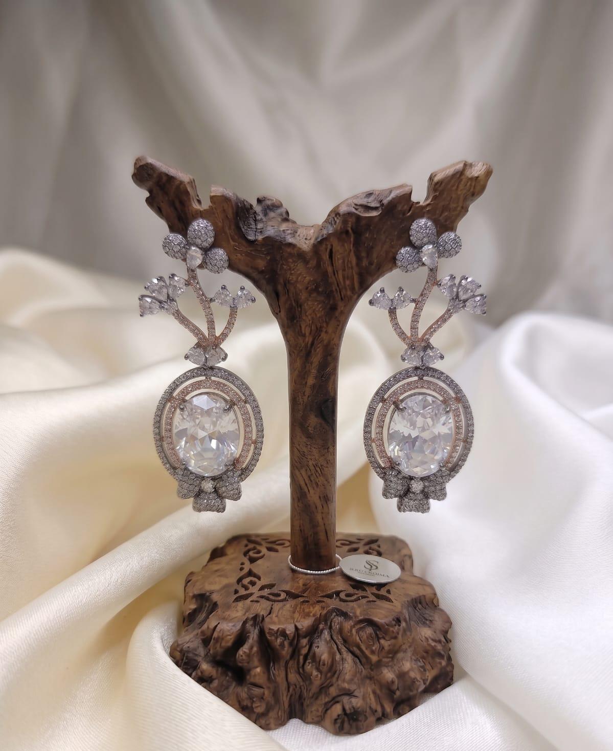 Victoria Polish American Diamond Earrings