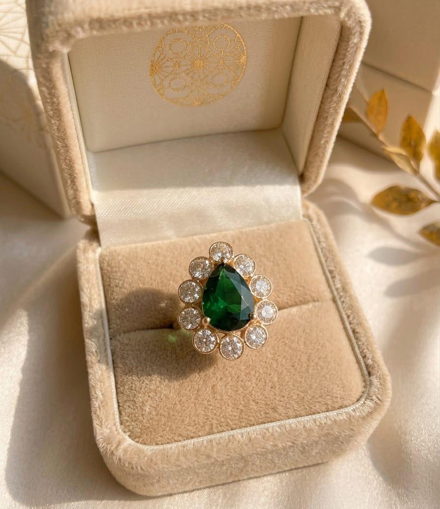 Emerald Green AC Kundan Ring – Carat Gold Polish