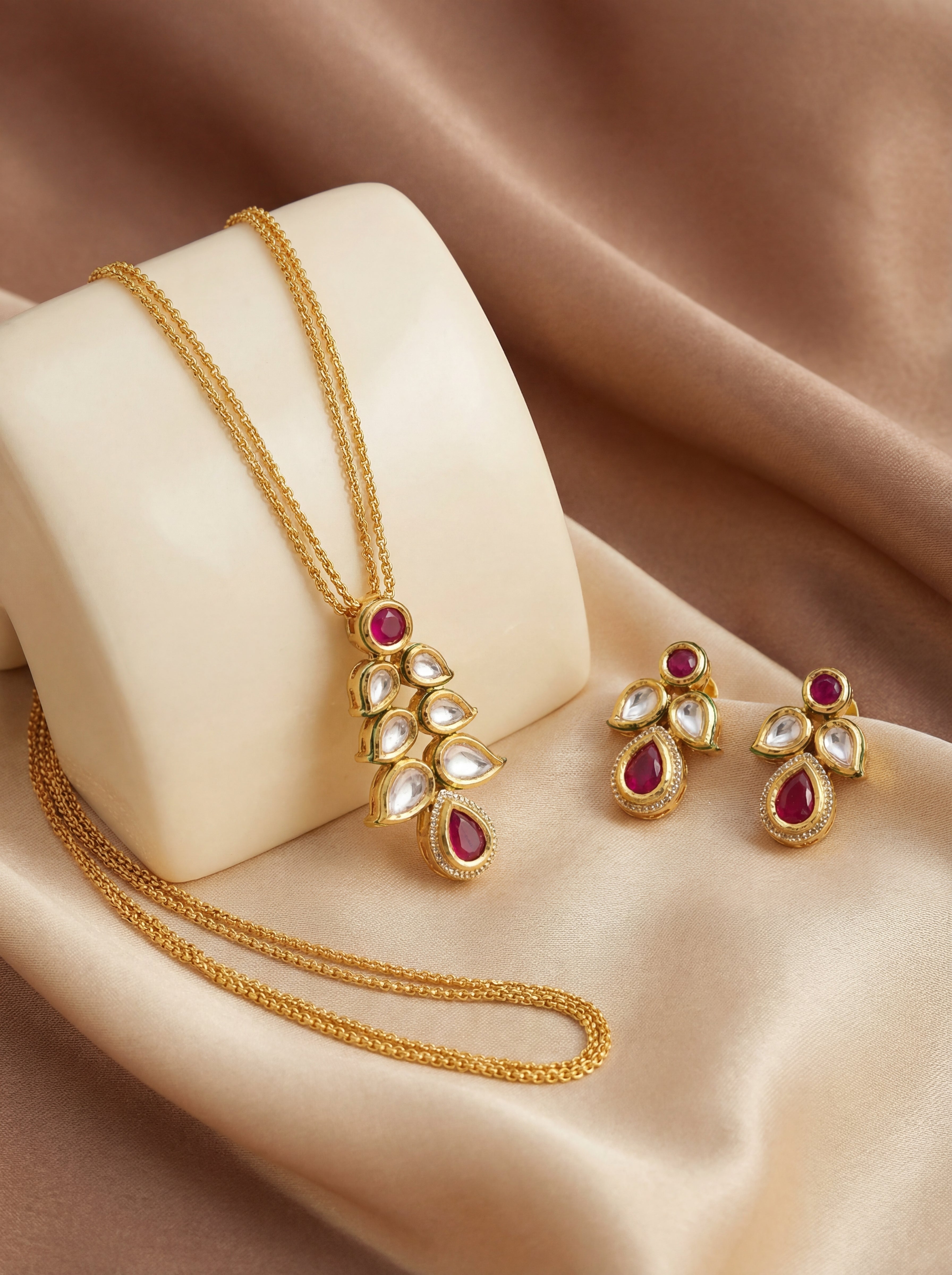 Elegant AC kundan chain pendant set