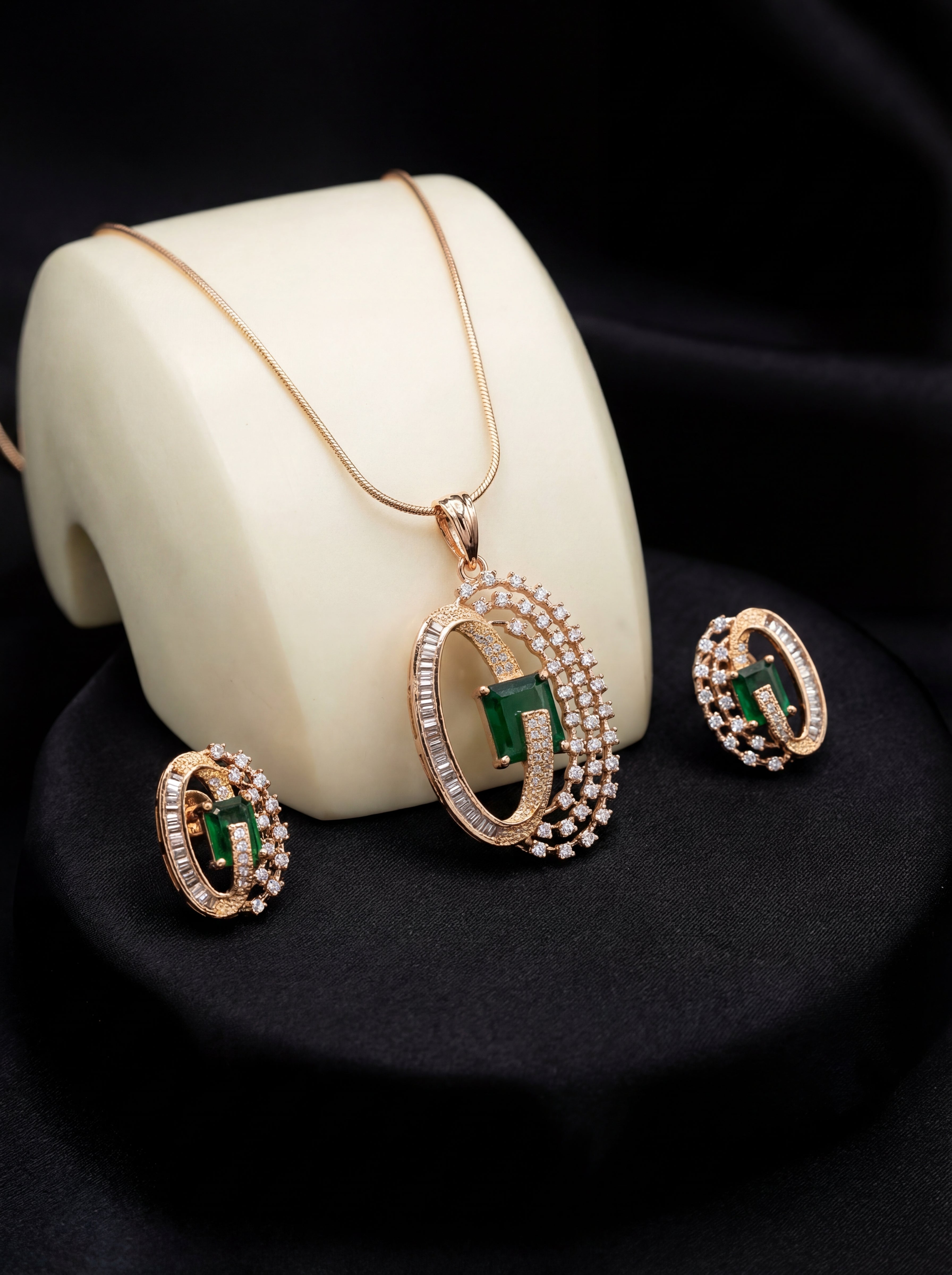 Emerald Grace 18K Gold Diamond Pendant & Earrings