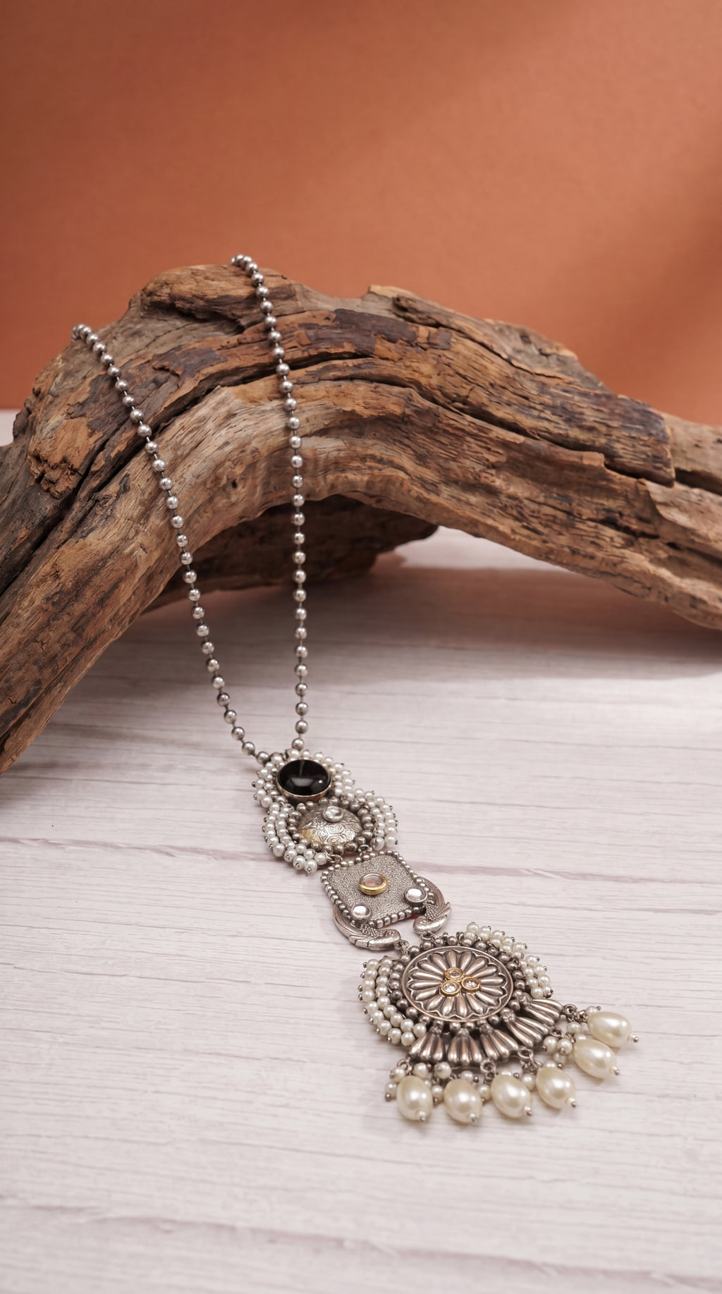 Silver Tone Long Kundan Necklace