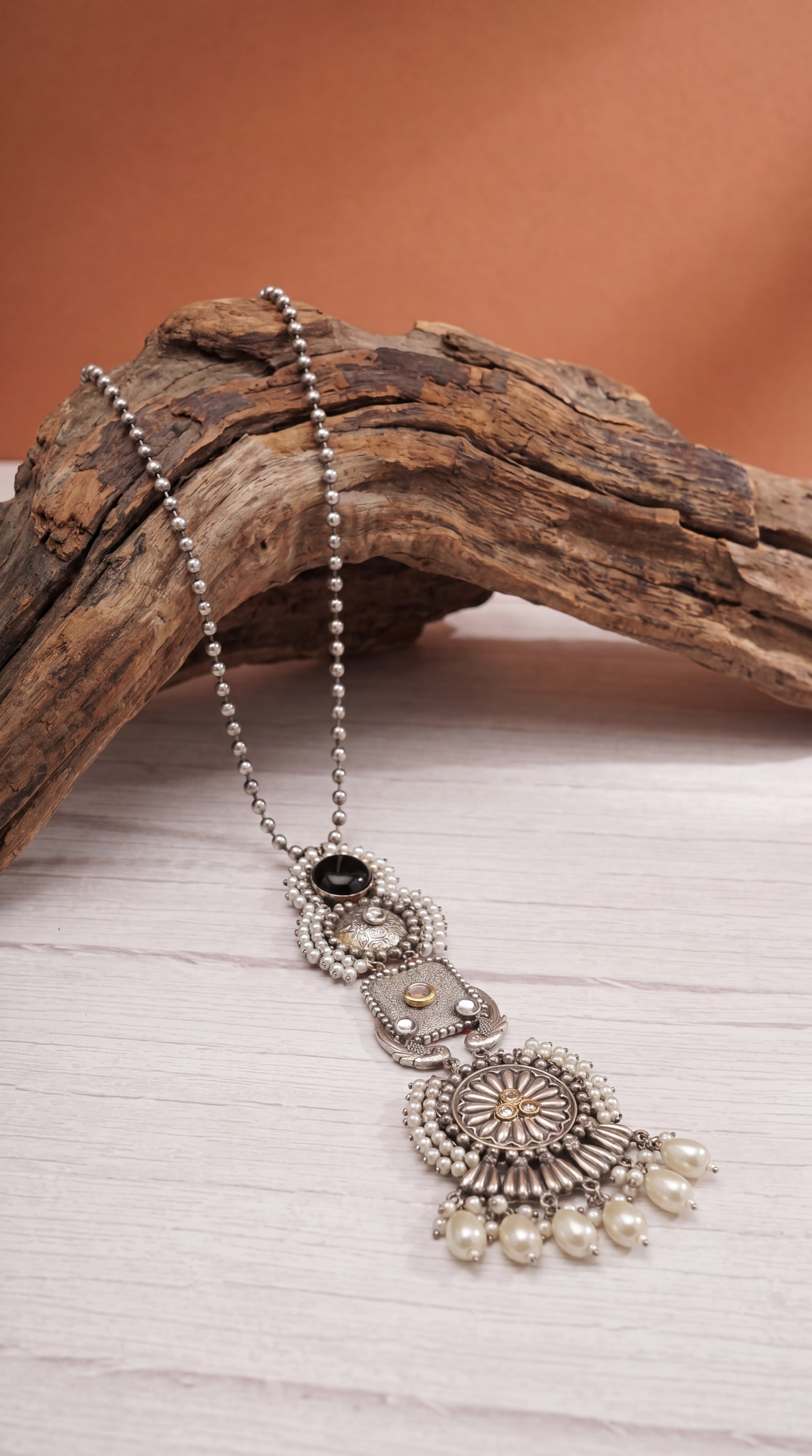 Silver Tone Long Kundan Necklace